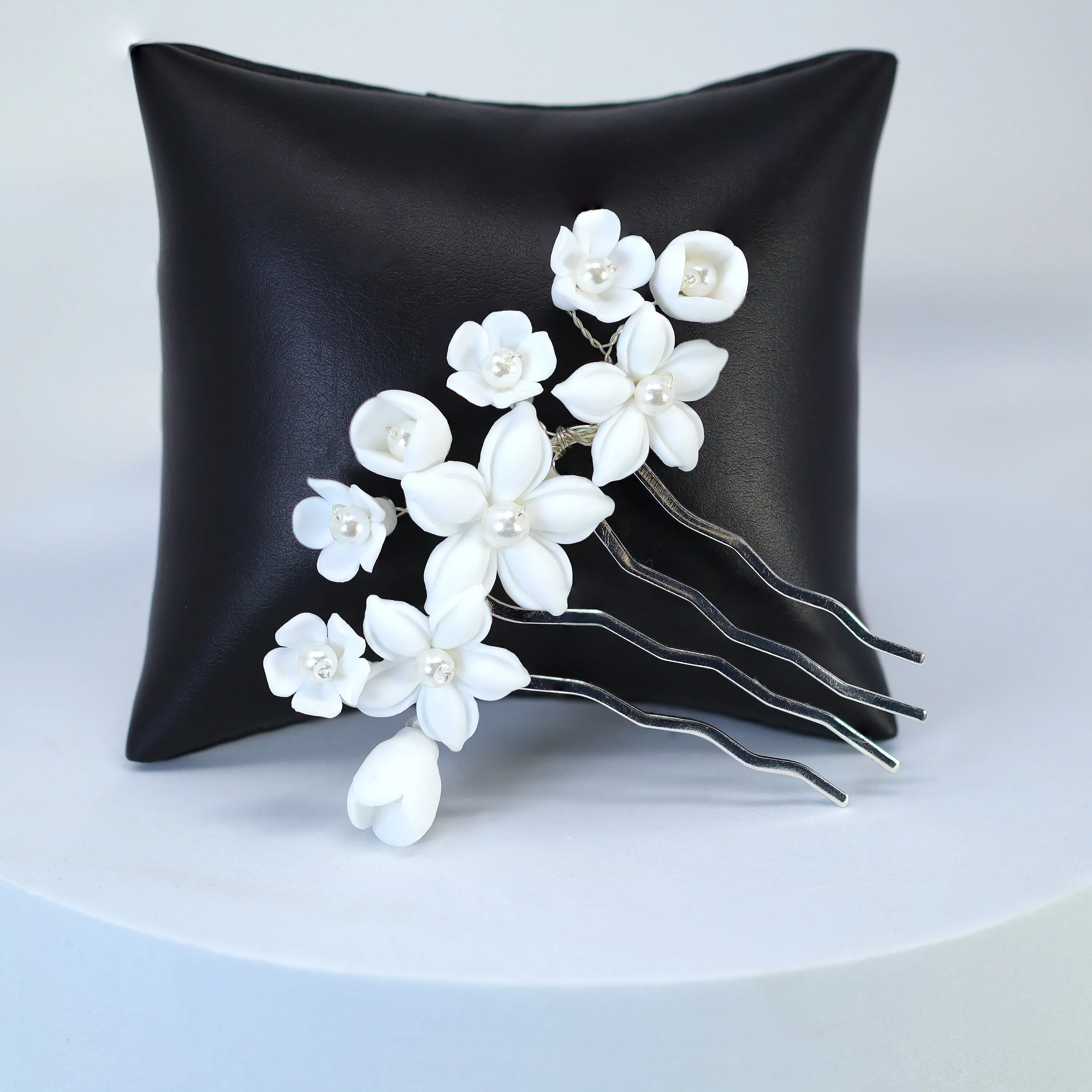 Ceramic White Lily flower Pearl Hair comb,  Bridal Hair piece, Bridal Hair Accessories, Wedding Hair Accessory.