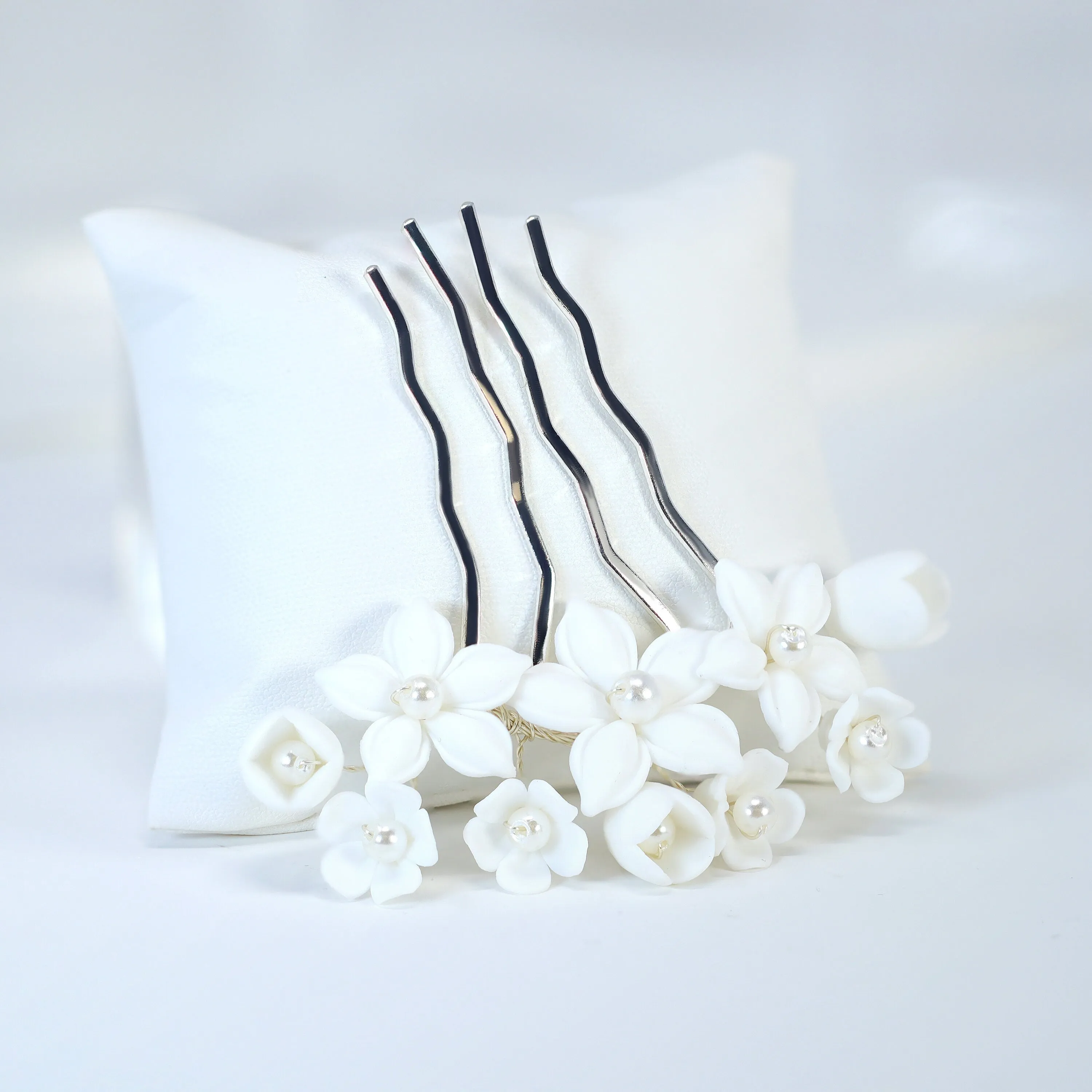 Ceramic White Lily flower Pearl Hair comb,  Bridal Hair piece, Bridal Hair Accessories, Wedding Hair Accessory.