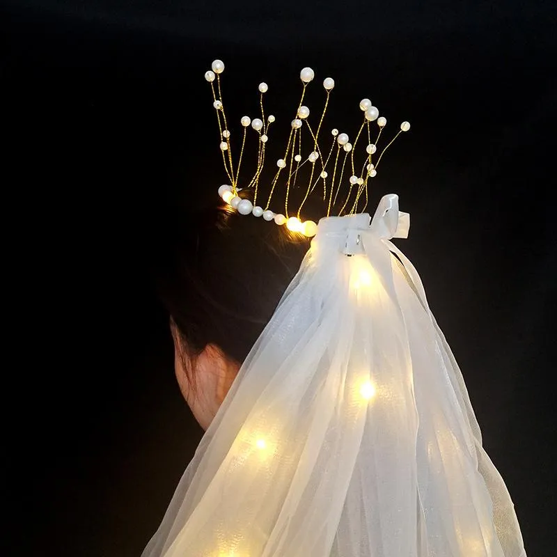 Enchanting LED Wedding Pearl Veil