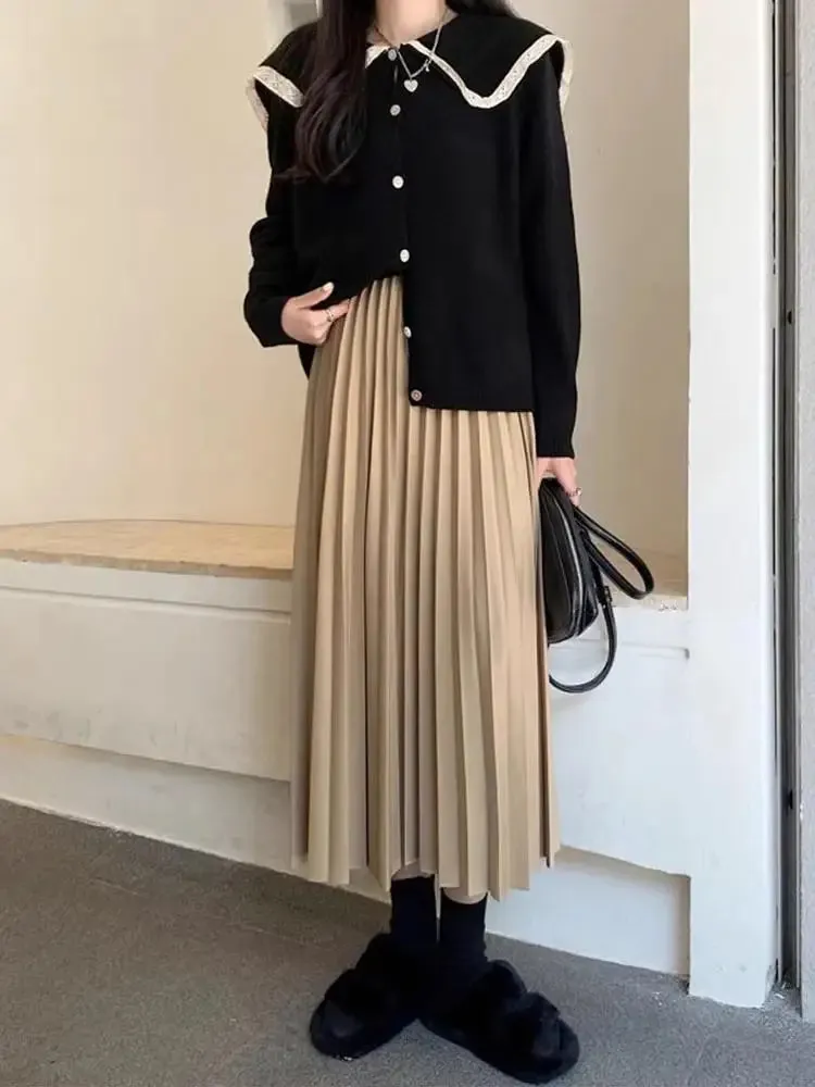 Pleated Black Midi Skirt