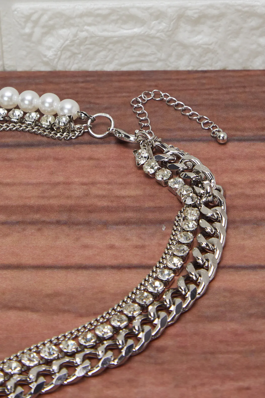 Women Silver Pearls Necklace